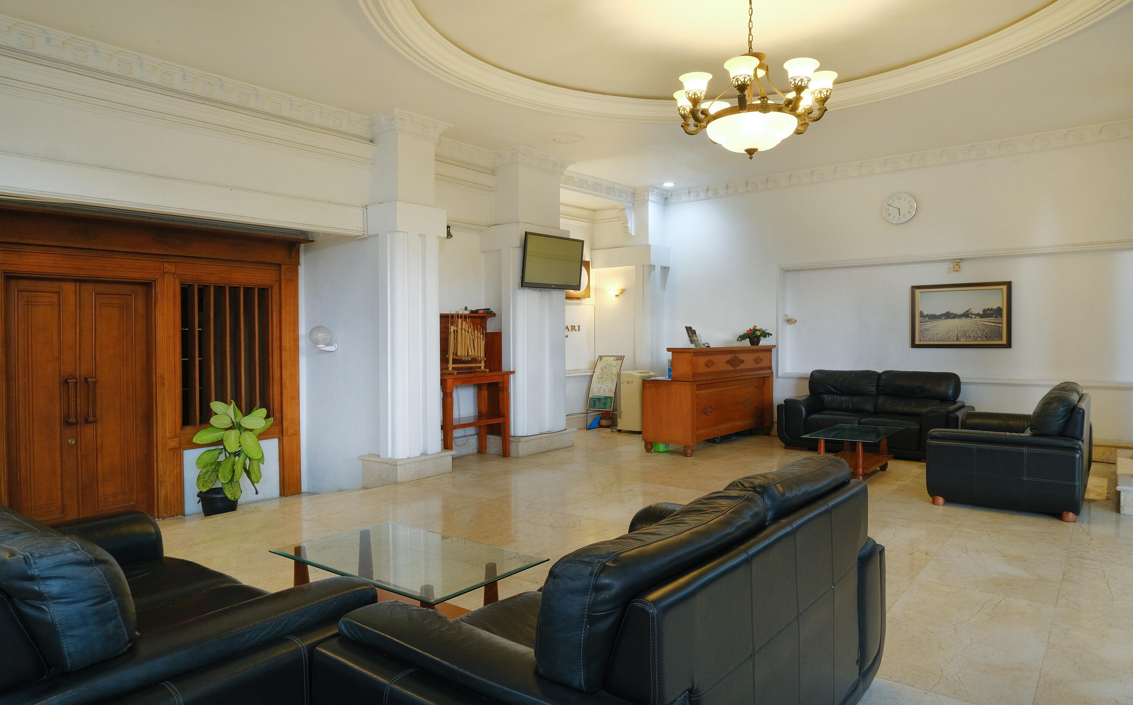 Urbanview Omah Pari Boutique Hotel Yogyakarta Exterior photo